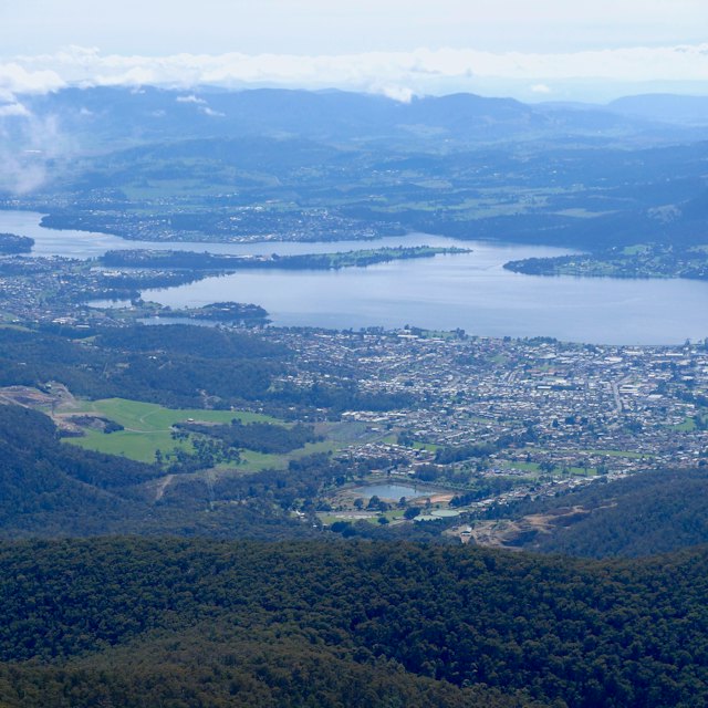 Costo de vida en hobart: ciudad junto a un lago en Tasmania